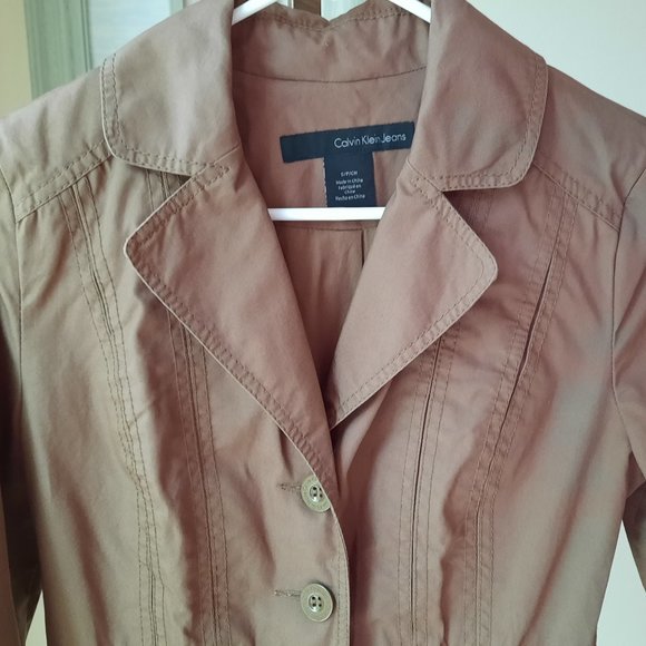Calvin Klein Jeans brown jacket sz S with pleats at the waist and wrist - Picture 2 of 10